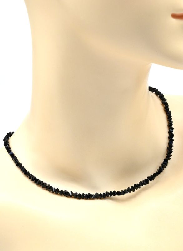 Women's neck choker made of zircon cut 4mm black, 41cm