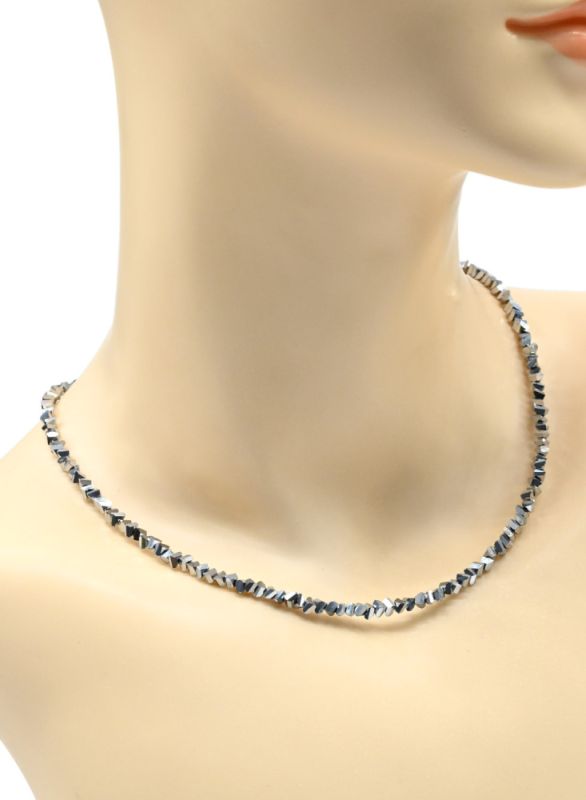 Women's neck choker made of zircon cut 4mm silver color, 44cm