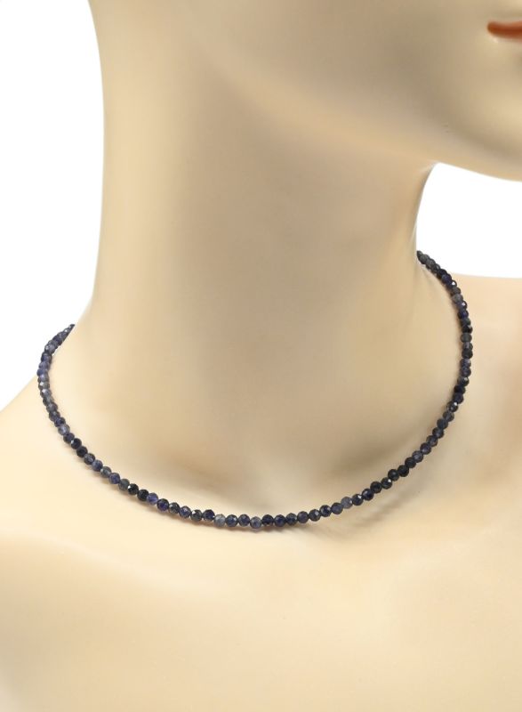 Choker made of Iolite ball 3mm, 39cm