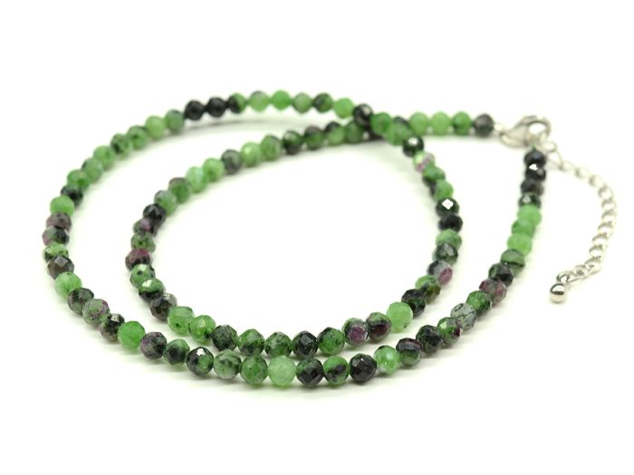 Choker made of zoisite ball 4mm, 40cm