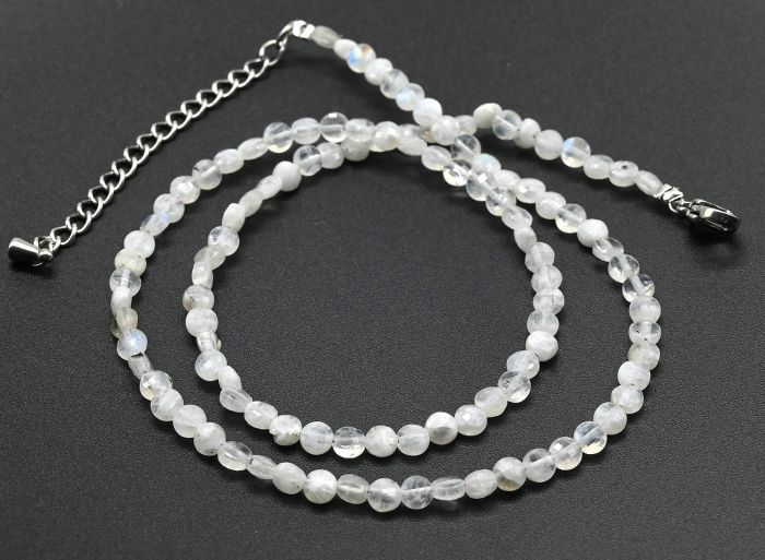 Moonstone choker (Adult) circle 4mm, 40cm