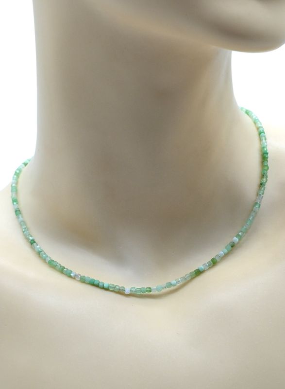 Chrysoprase choker cube 2.5mm, 40cm