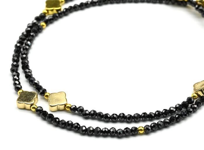 Choker on the neck made of cubic zirconia ball 2mm with an insert of hematite clover 6*6mm black, 39cm