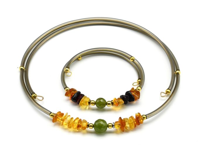 Choker and bracelet with tinted agate and amber, green, honey, 43cm, 17cm