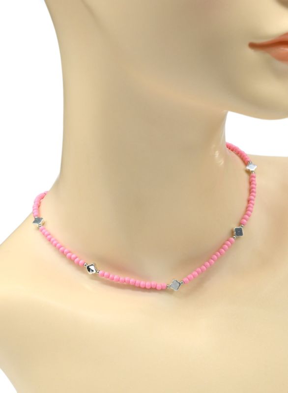 Choker made of beads "Clover" ball 3mm pink, 39cm.