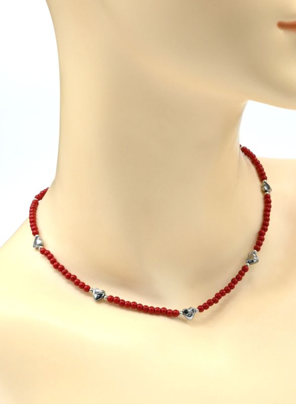 Choker made of beads "Heart" ball 3mm color red, 39cm.