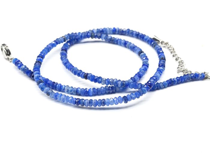 Kyanite rondel choker 3*2mm, 39.5cm