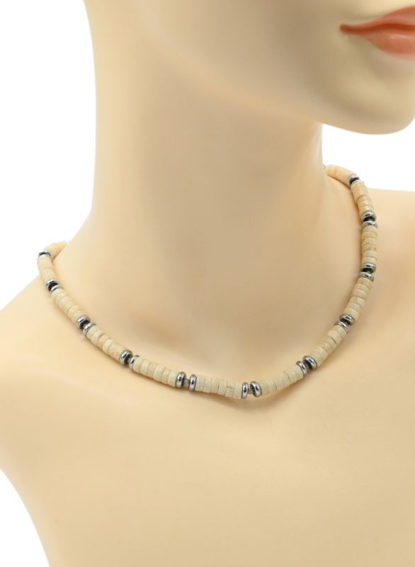 Choker made of white coral discs 6mm, 42cm