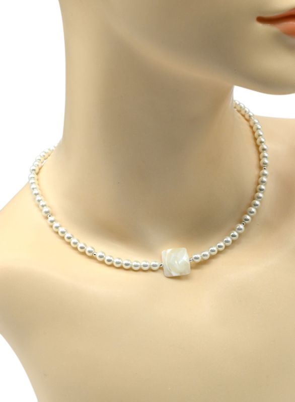 Majorcan choker ball 5mm, insert mother of pearl square with faces 14*14mm, 40cm