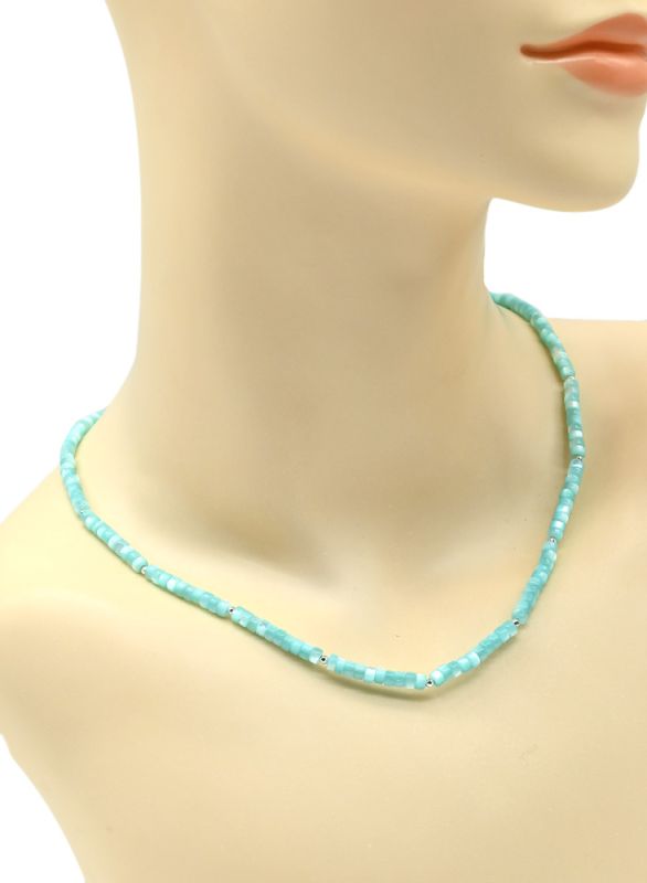 Choker made of mother-of-pearl tinted discs 4mm blue color, 45cm