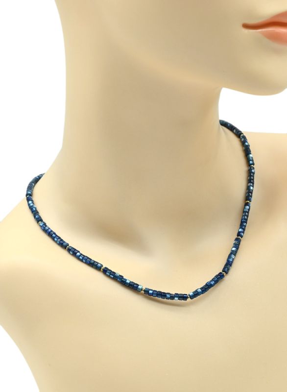 Choker made of mother-of-pearl tinted discs 4mm colored, 45cm