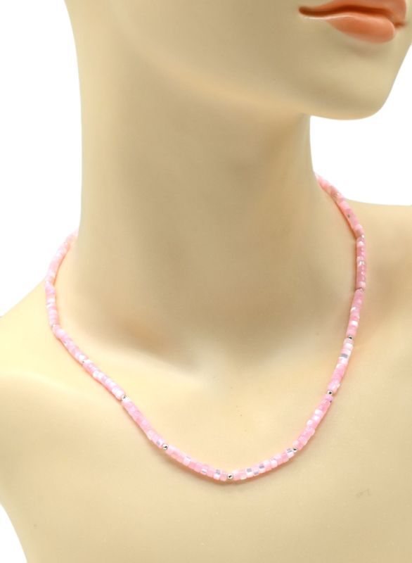 Choker made of mother-of-pearl tinted discs 4mm pink, 45cm