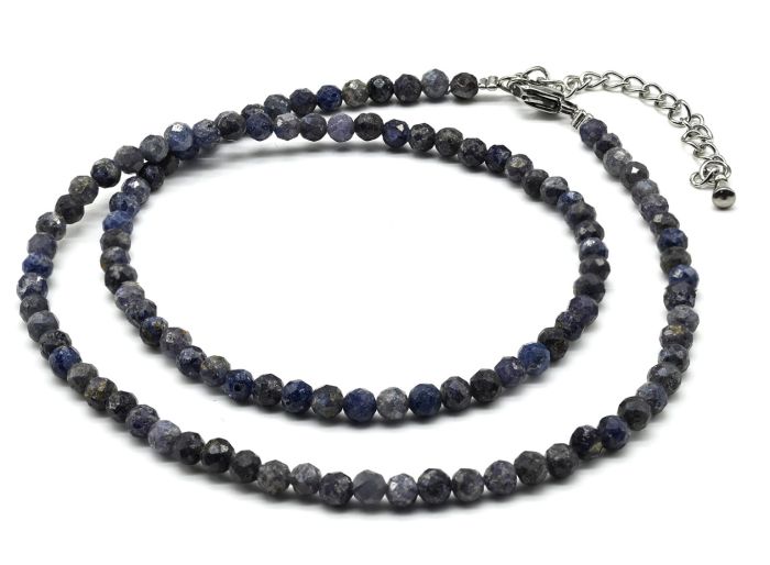 Choker made of sapphire ball 4mm, 39.5cm