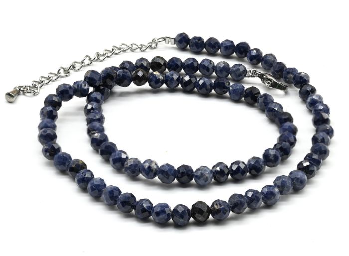 Choker made of sapphire ball 5mm, 39cm