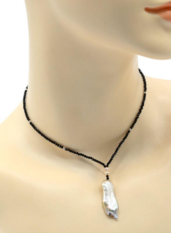 Black Spinel choker ball 2mm with Baroque pearl pendant 11*29mm rose color, 34cm