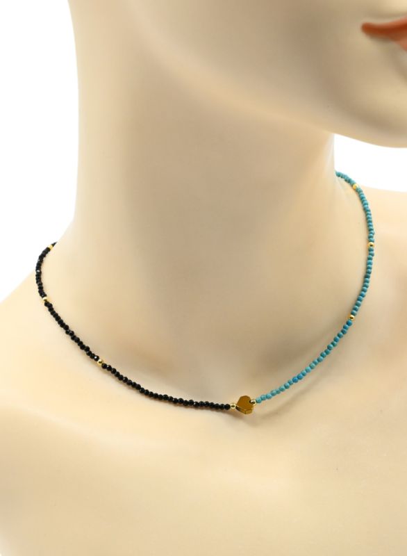 Choker made of spinel and turquoise with a heart pendant made of gold-colored hematite, 40cm