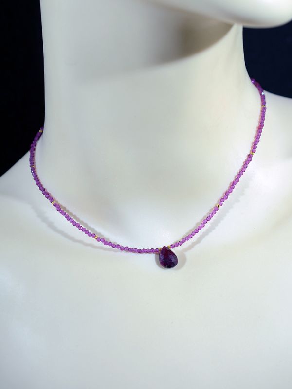 Choker made of spinel ball 2mm colormaline with ruby, 37cm