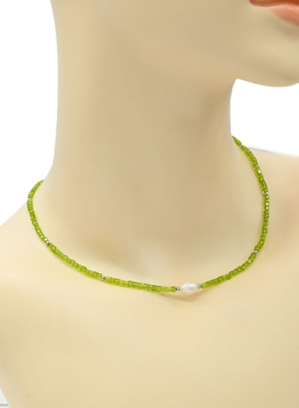 Zircon choker with pearls cube 2mm green, 39.5cm