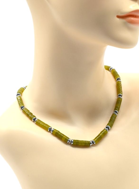 Choker made of jadeite discs 6mm, 43cm