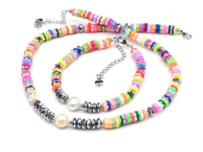 Choker around the neck with a rubber bracelet with pearls color assorted 39cm. 18cm