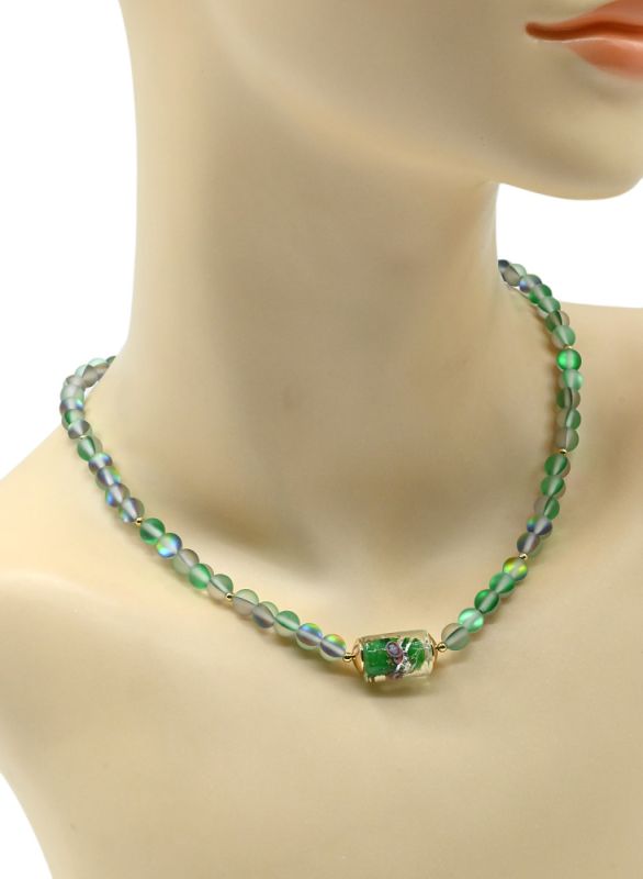 Choker with synthetic opal ball 6mm green, 43cm