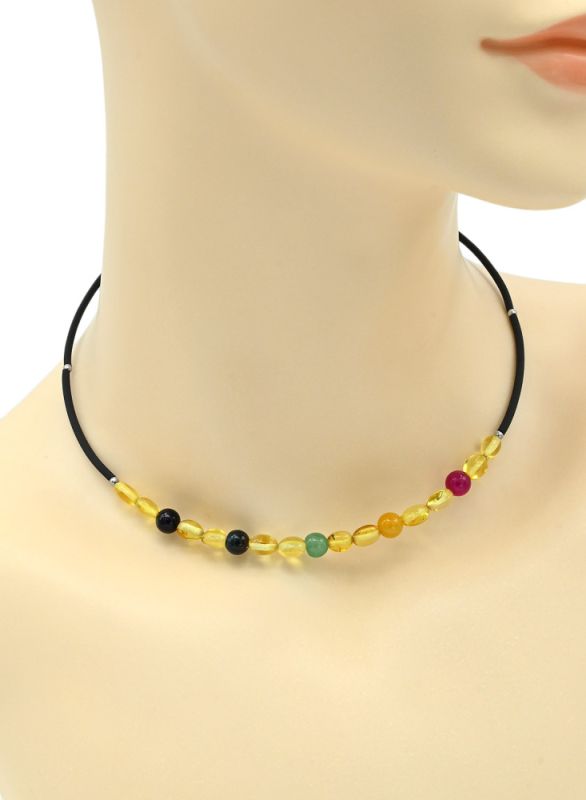 Choker with amber 6*8mm and tinted agate ball 6mm lemon color, assorted, 35cm.