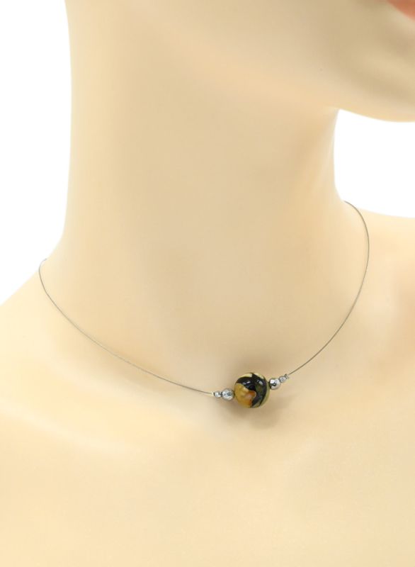 Choker string with amber mosaic ball 12mm green, 38cm.