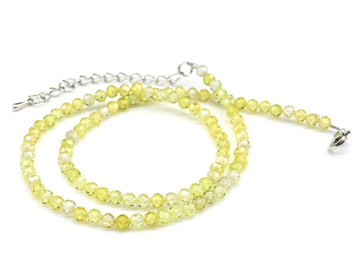 Choker made of cubic zirconia ball 4mm, pistachio color, 39.5cm