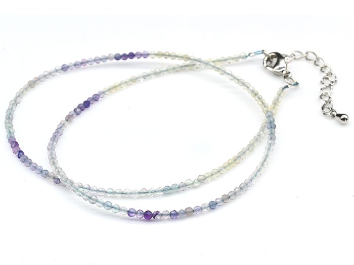 A choker made of fluorite ball 2mm, 41cm