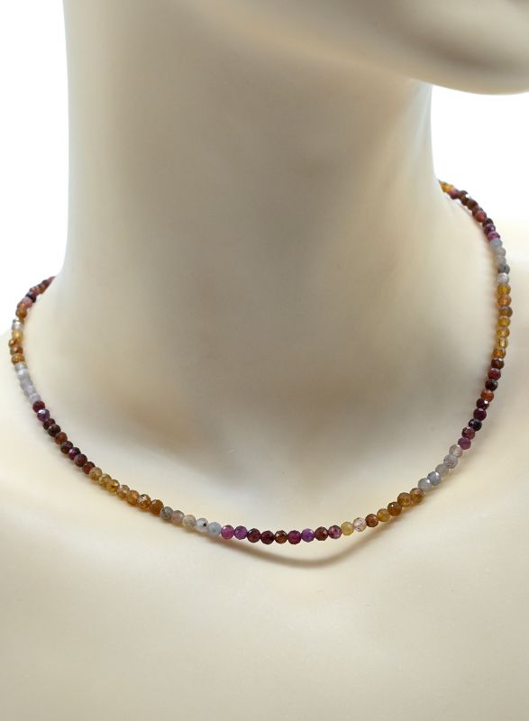 Choker made of sapphire multi ball 3mm, 41cm